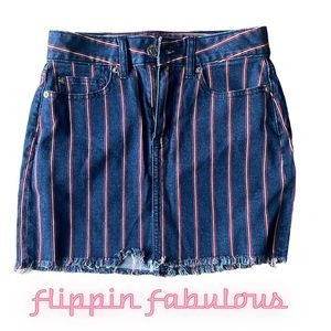 American eagle mini skirt
